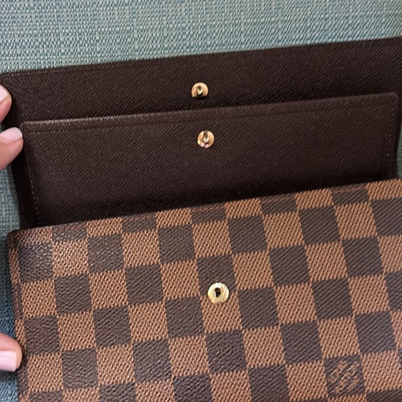 Louis Vuitton wallet - Picture 6 of 8